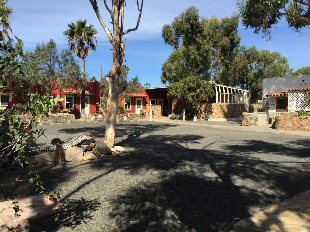 Old Mill Hotel San Quintin Екстер'єр фото